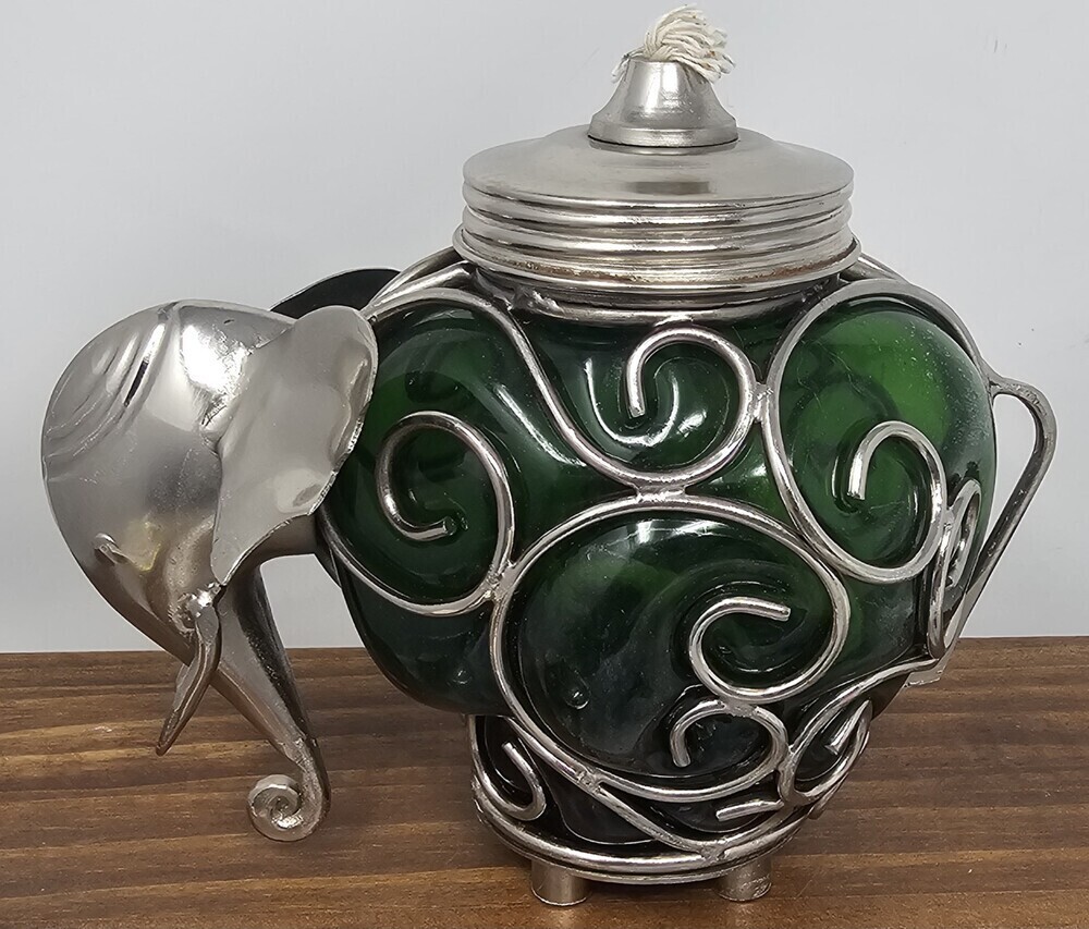 Beautiful Wisdom Of The Elephants Green Glass Boho Oil Lamp Displayed Only 7"
